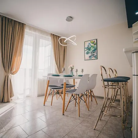 Unbeatable Location: New & Comfy Varna